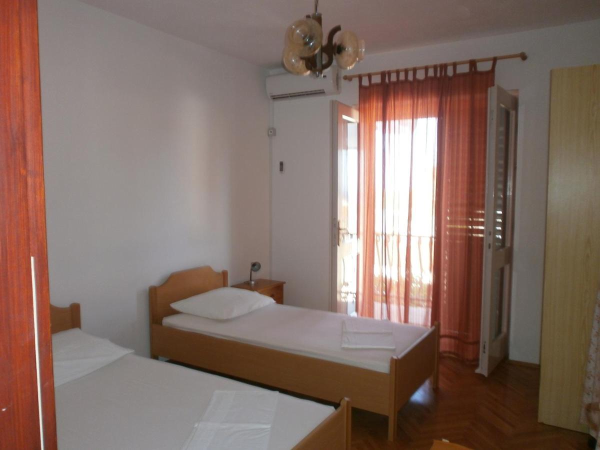 Apartments By The Sea Podgora, Makarska - 12326 エクステリア 写真